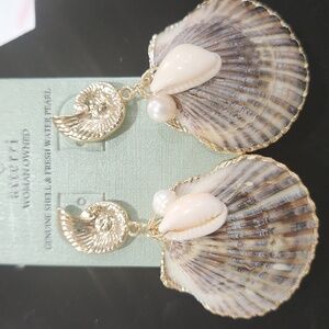 🔹️ ATTERRI🔹️ selita Genuine Shell And Freshwater Pearl Shell Drop Earrings